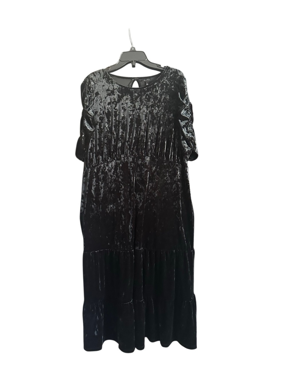 Who What Wear Velvet Midi Dress in Black - Elegant Women's Dress. Size XXL